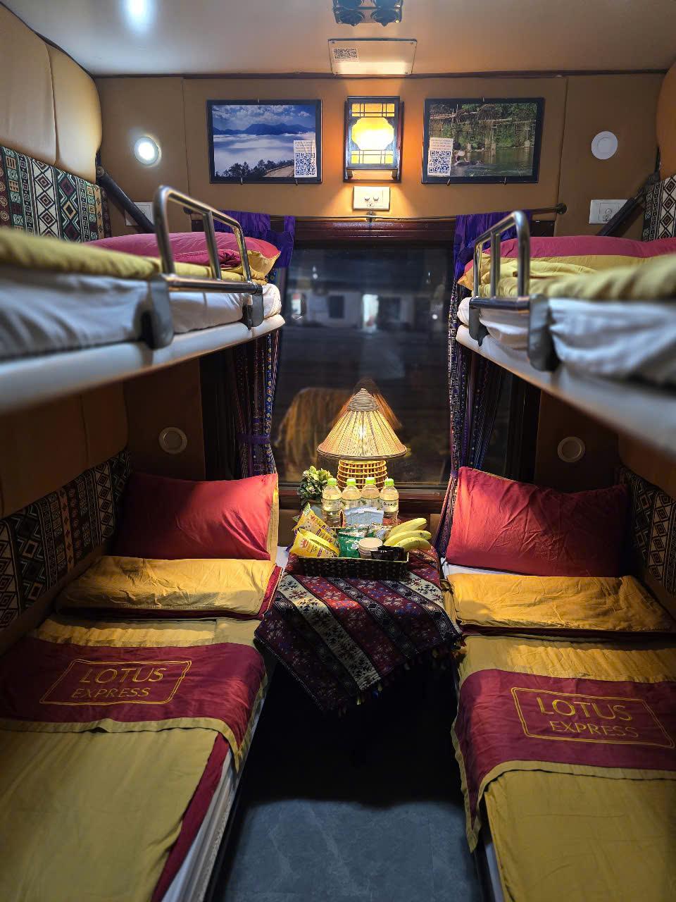 Hanoi – Lao Cai, SP3 (22h00 – 05h55), 4-sleeper cabin type, price per person (4-sleeper cabin type, One Way)